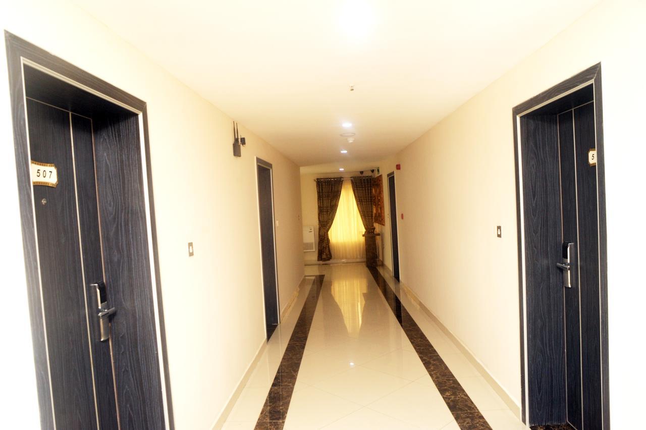 H210 Hotell Aliayabiagba Exteriör bild