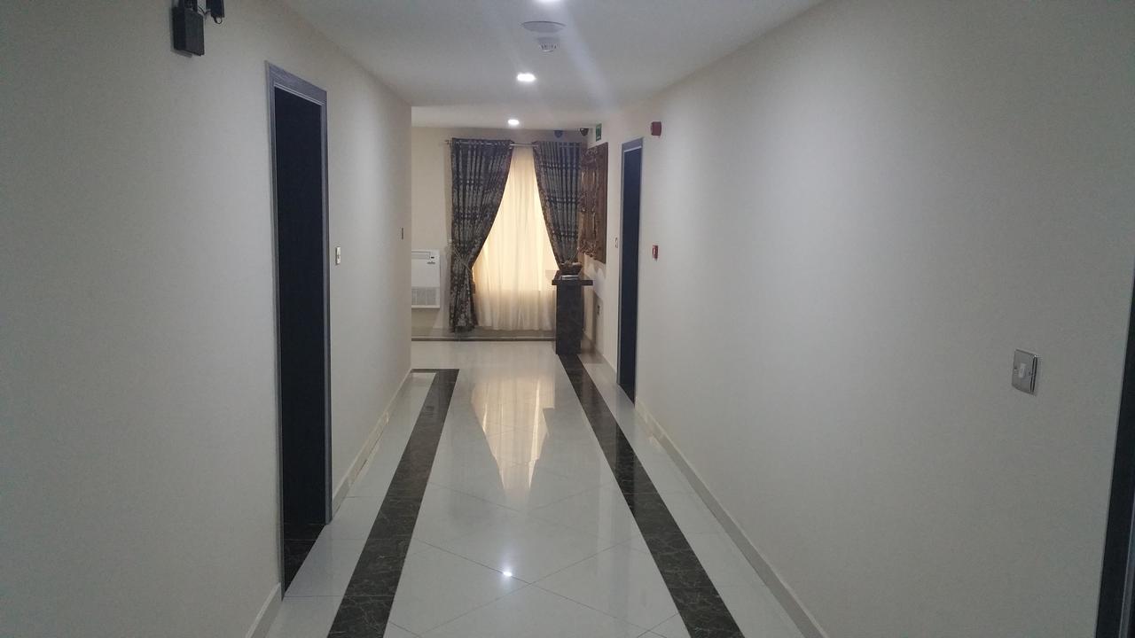 H210 Hotell Aliayabiagba Exteriör bild