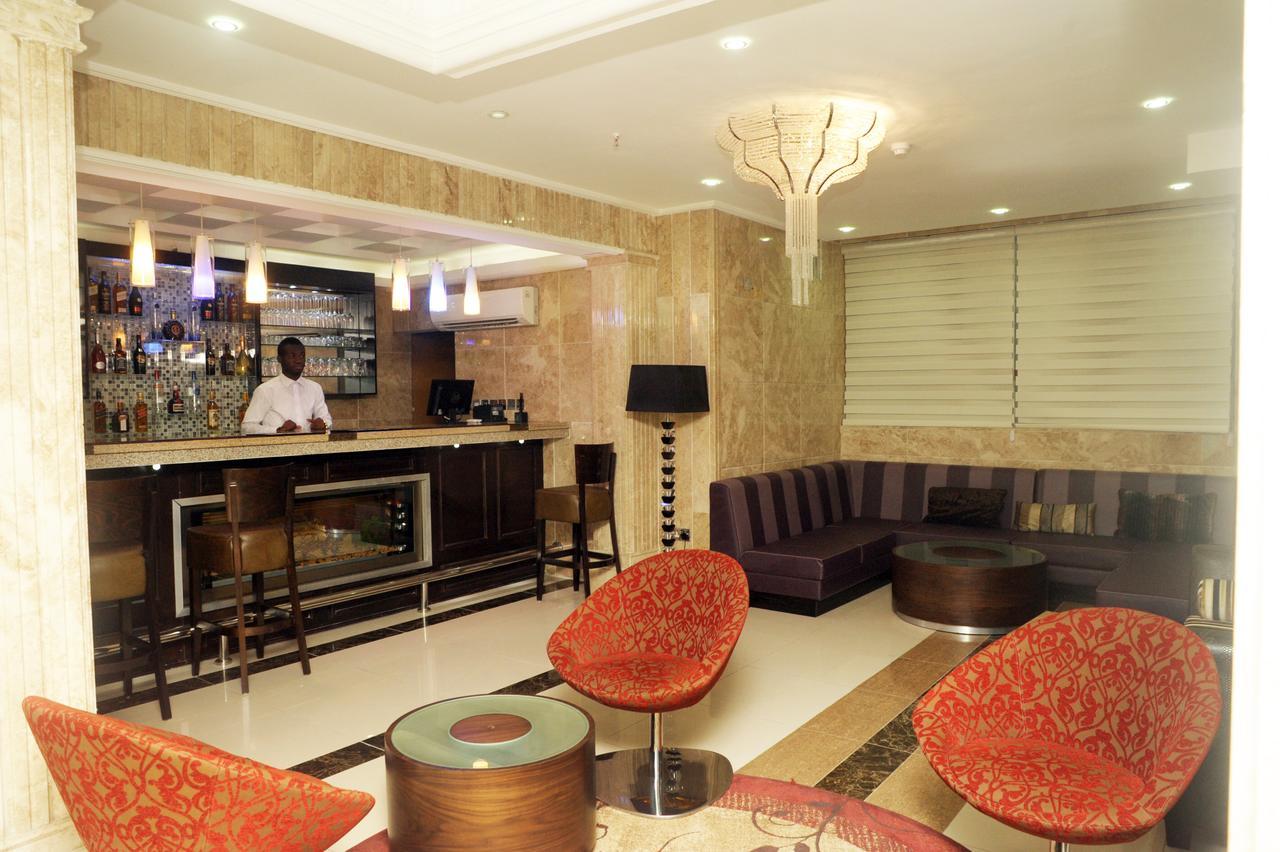 H210 Hotell Aliayabiagba Exteriör bild