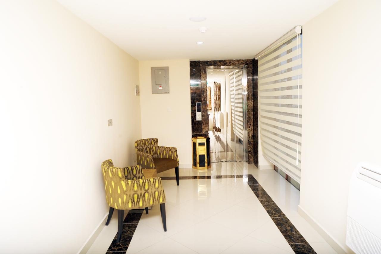 H210 Hotell Aliayabiagba Exteriör bild