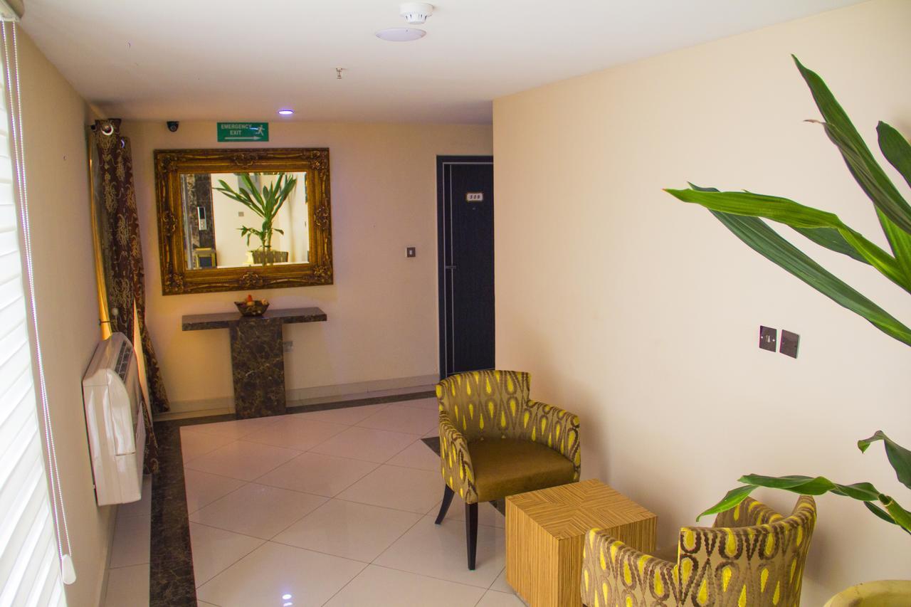 H210 Hotell Aliayabiagba Exteriör bild
